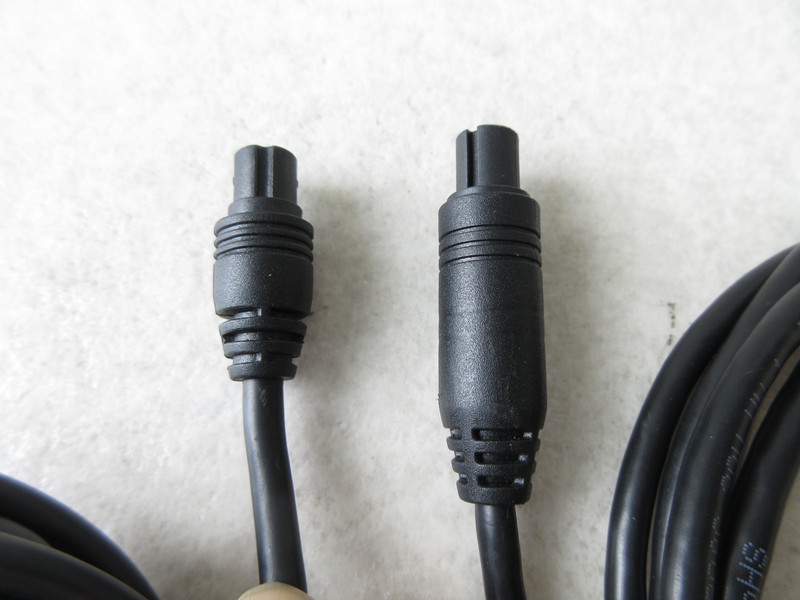 M760DとM820WDのコントロールスイッチの違い