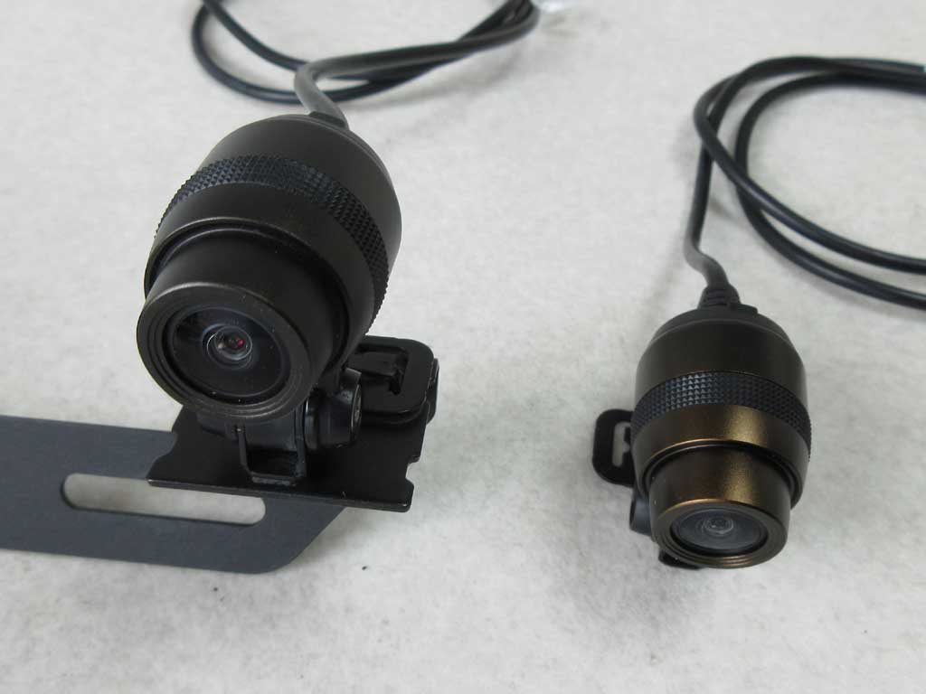 mio M820WD 前後カメラ